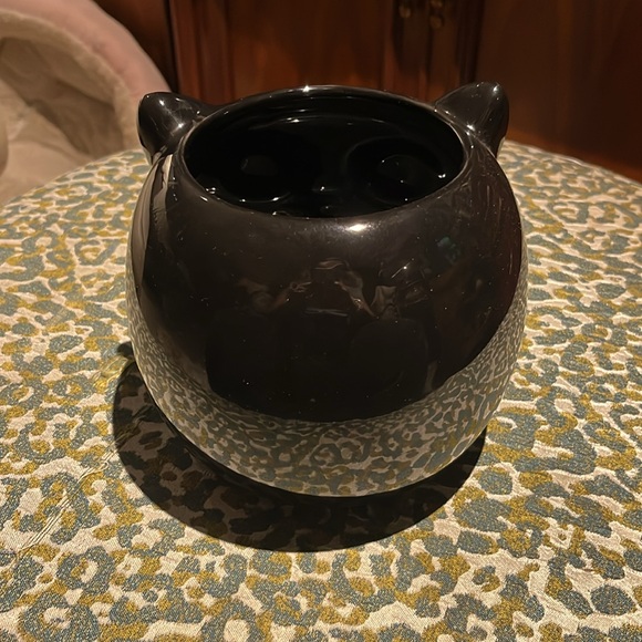 Yankee Candle co. Black cat “J/H HALLOWEEN FRIENDS CAT” decor - Picture 3 of 5